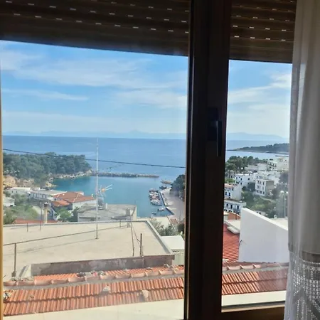 Votsi Seaview Villa Alónnisos